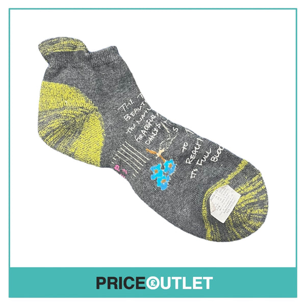 Art Convenience - Grey Printed Ankle Socks - Size L - BRAND NEW WITH TAGS